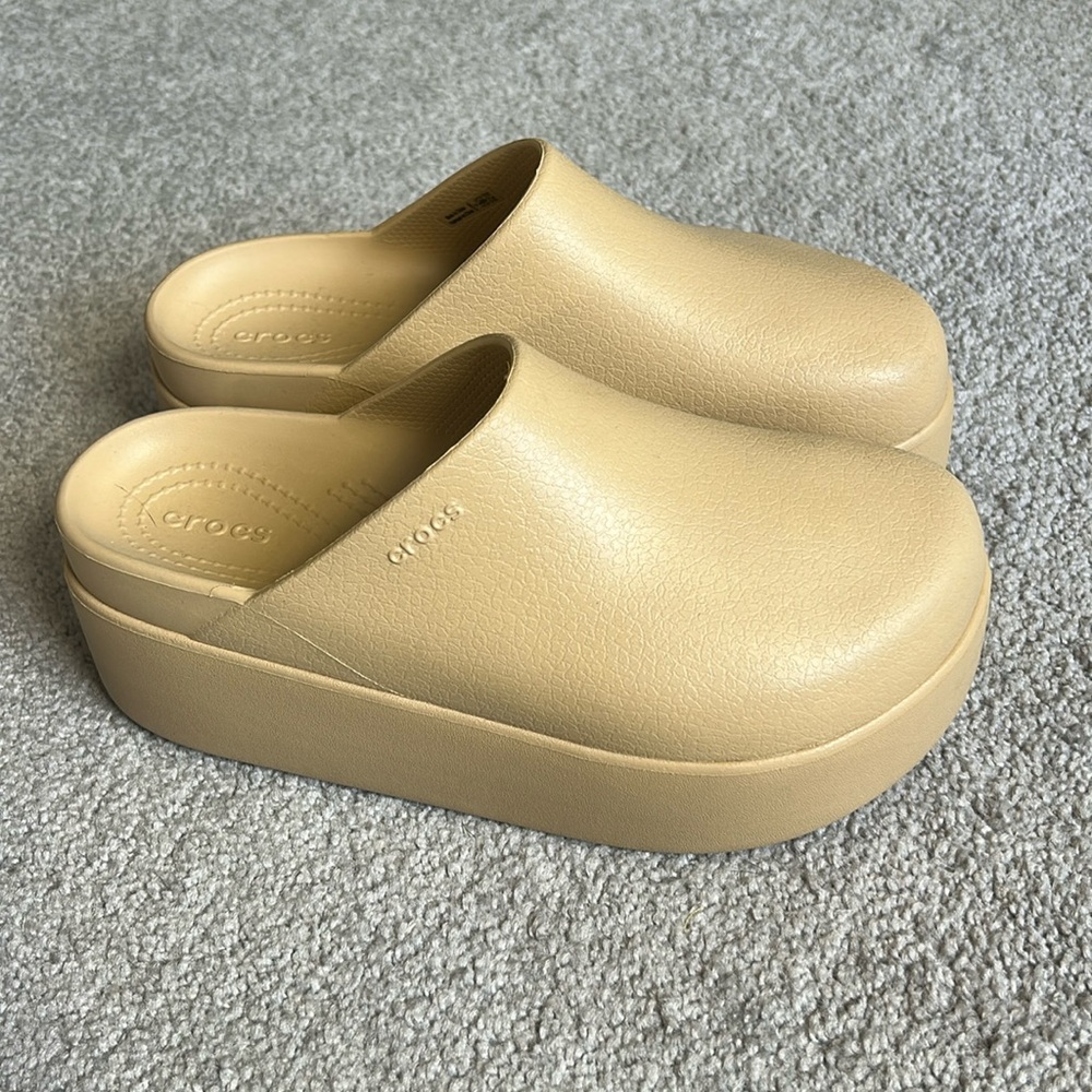 Crocs Dylan Clogs